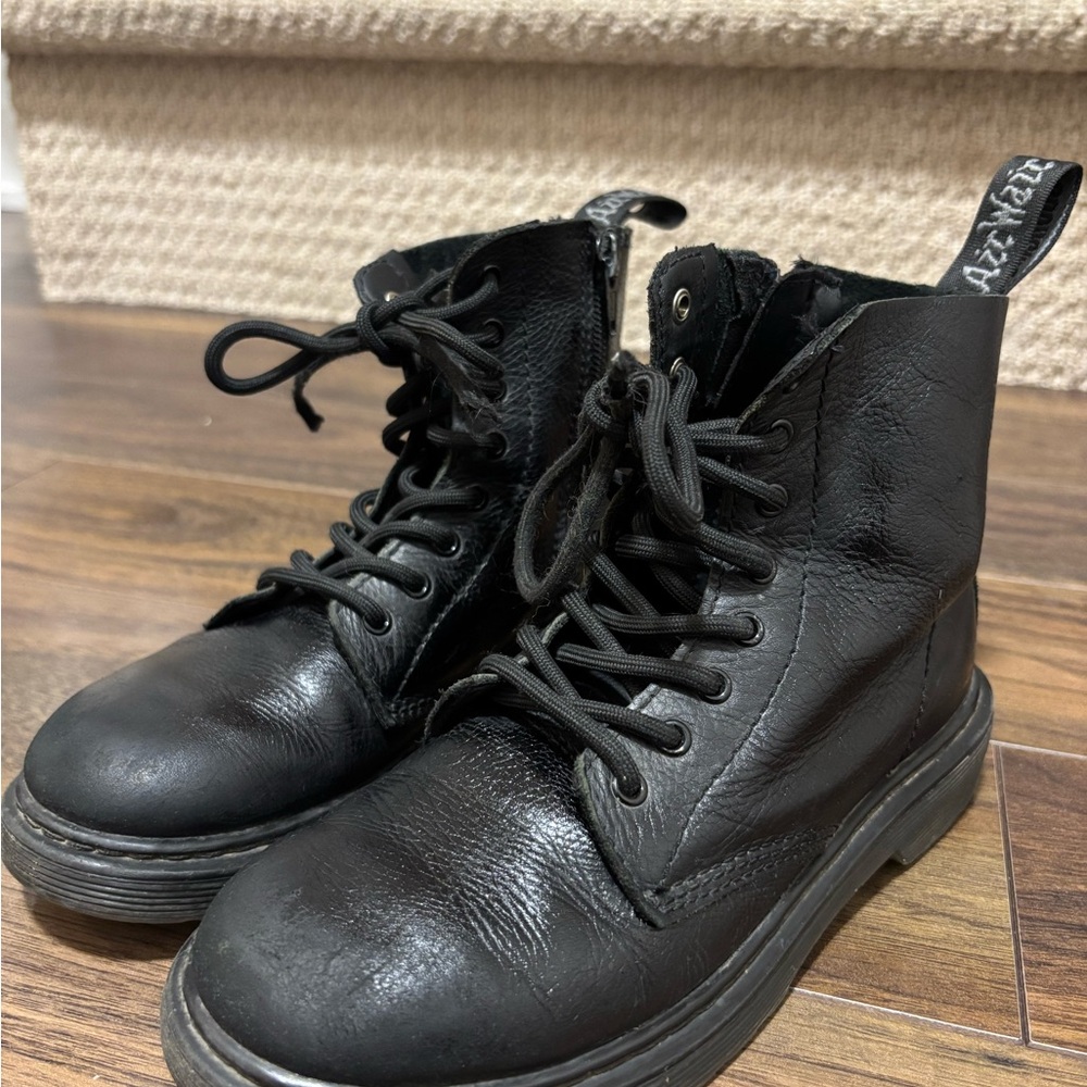 Dr. Martens Black Leather Boots Junior 1460 Pascal Mono